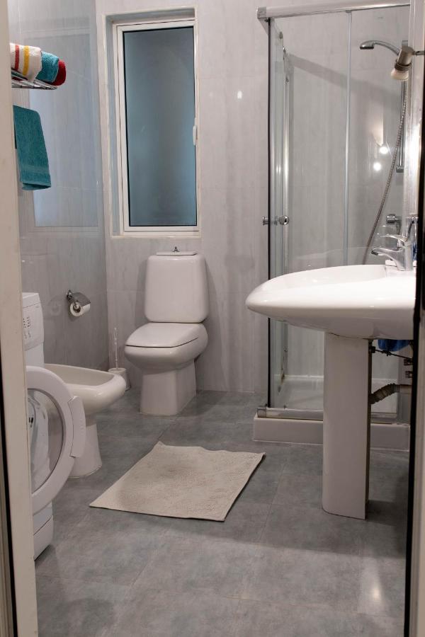 Spacious 3-Bedroom Apartment 30 Seconds From Sea Марсаскала Екстериор снимка